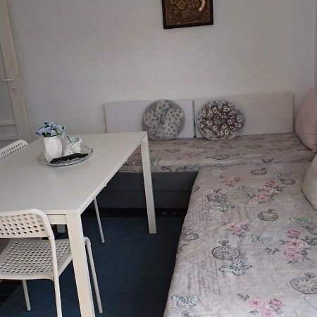 Apartament Levski Varna Exteriör bild