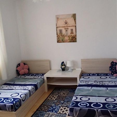 Apartament Levski Varna Exteriör bild