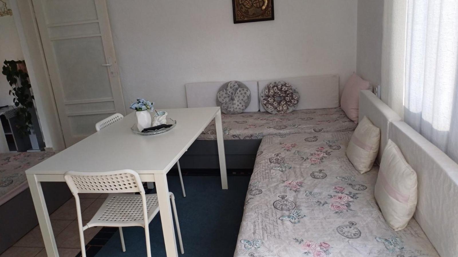 Apartament Levski Varna Exteriör bild